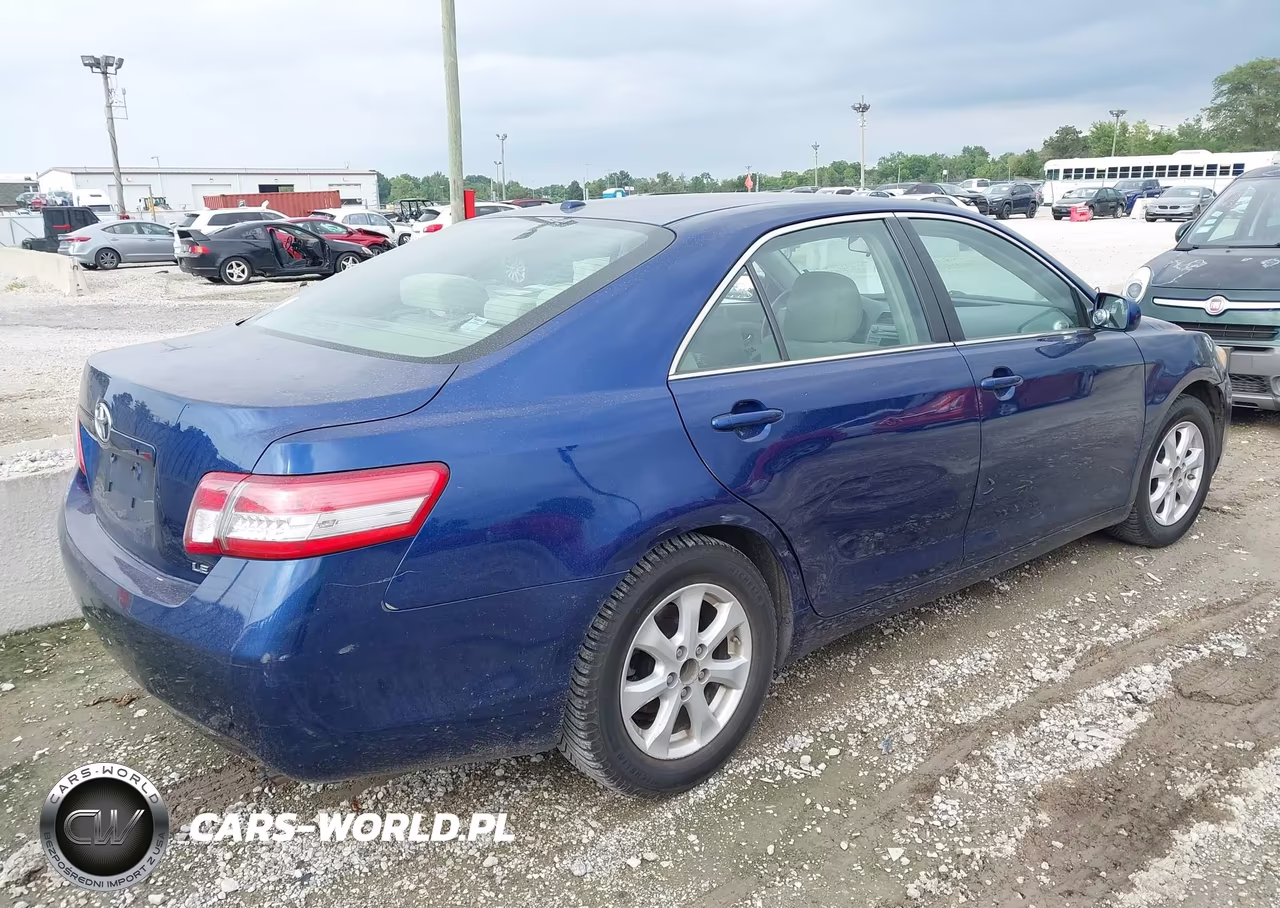 2011 Toyota Camry Le VIN:4T1BF3EK0BU692576 - 4
