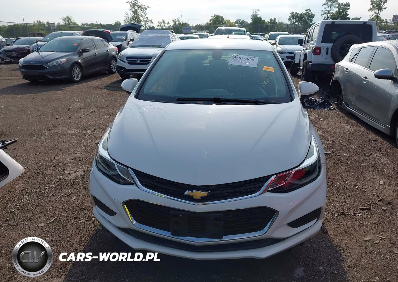 2018 Chevrolet Cruze Lt Auto VIN:1G1BE5SM3J7115670 - 12