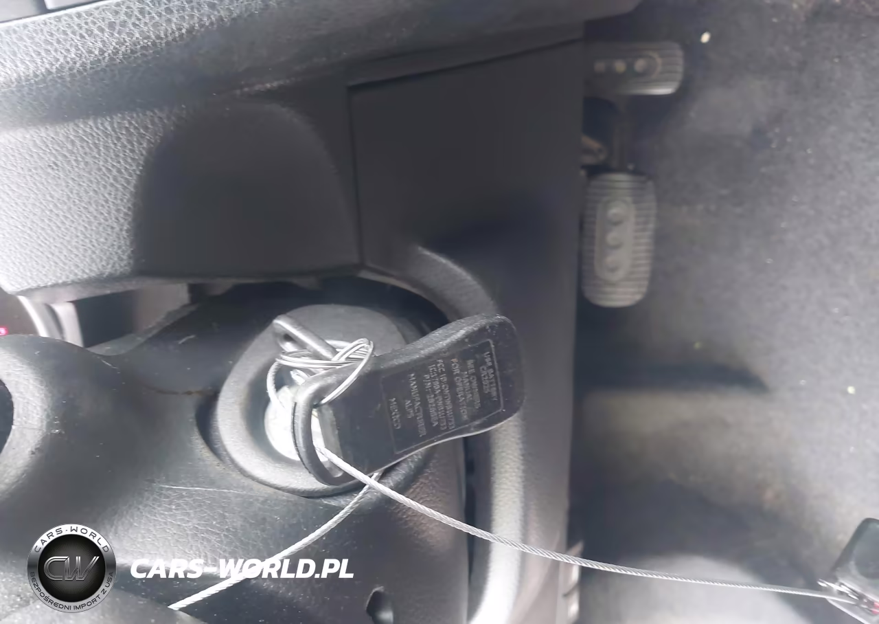 2011 Nissan Versa 1.8S VIN:3N1BC1CP1BL386581 - 11