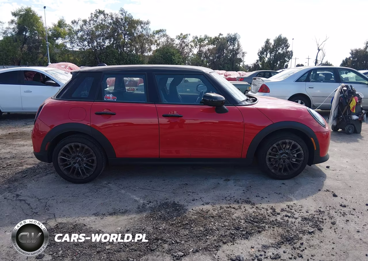 2026 Mini Hardtop Cooper VIN:WMW43GD08T2X75857 - 13