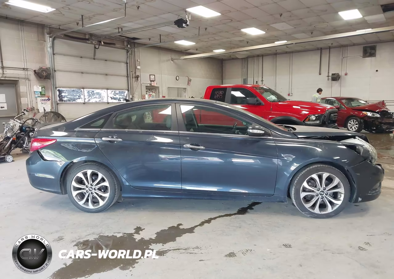 2013 Hyundai Sonata Limited 2.0T VIN:5NPEC4AB8DH662888 - 13