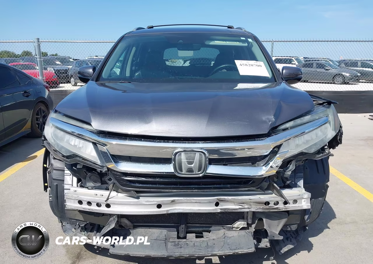 2019 Honda Pilot Touring VIN:5FNYF5H63KB011909 - 12