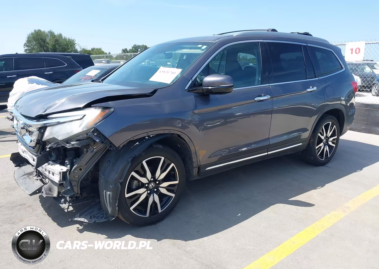 2019 Honda Pilot Touring VIN:5FNYF5H63KB011909 - 2