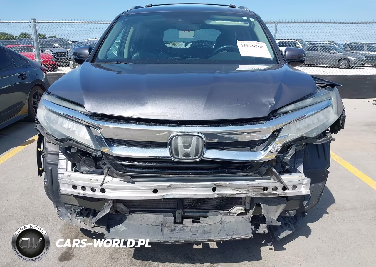 2019 Honda Pilot Touring VIN:5FNYF5H63KB011909 - 6