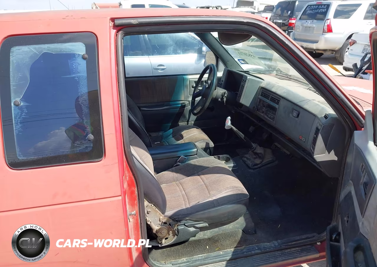 1992 Chevrolet S Truck S10 VIN:1GCCS19R2N8212552 - 5