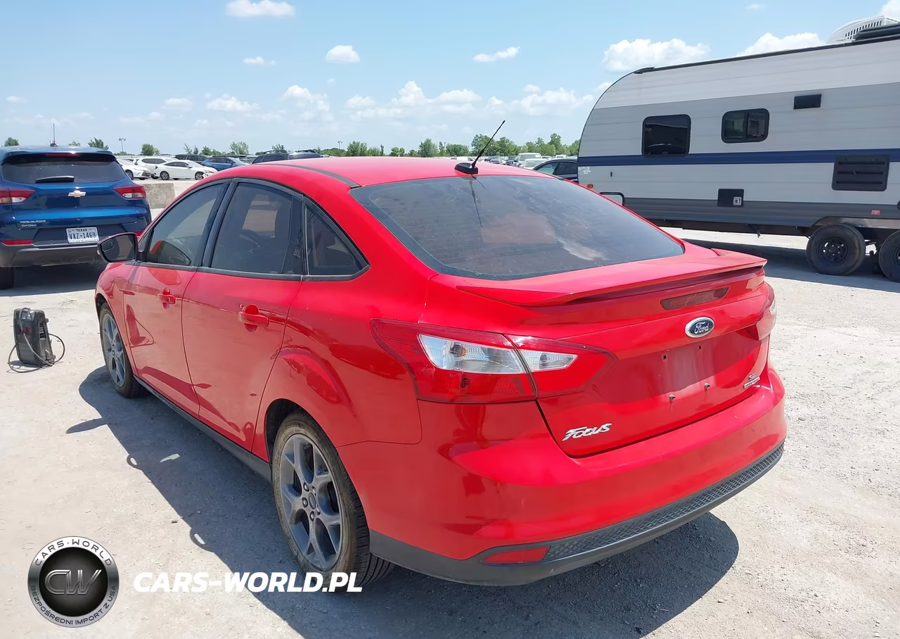 2013 Ford Focus Se VIN:1FADP3F22DL209614 - 3
