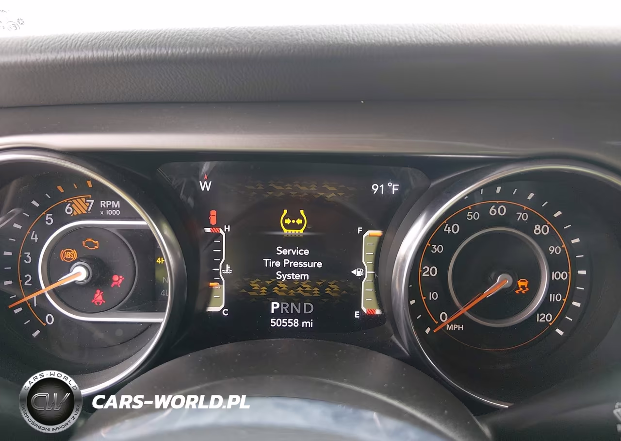 2021 Jeep Wrangler Unlimited Sahara 4X4 VIN:1C4HJXEN5MW697360 - 7