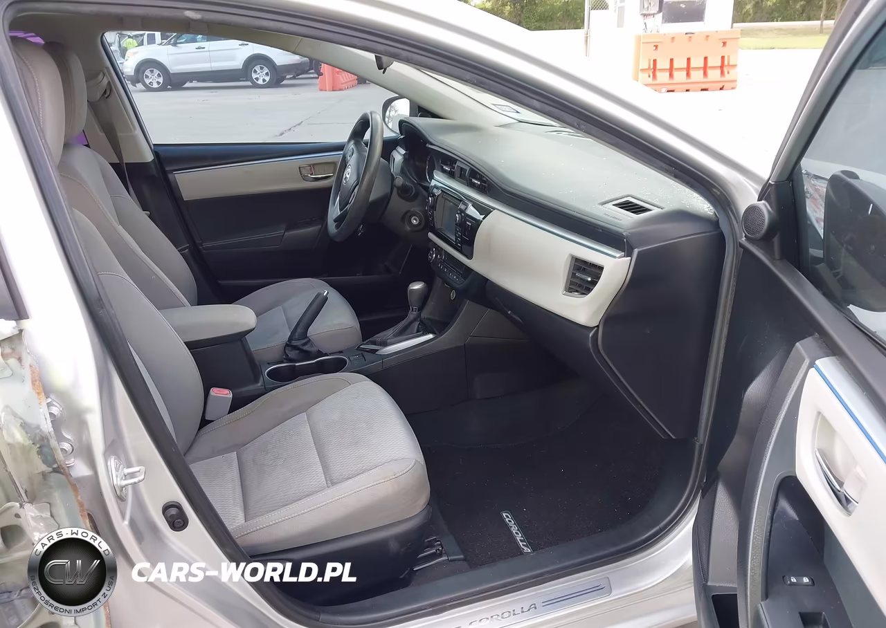 2016 Toyota Corolla Le VIN:5YFBURHE2GP470483 - 5