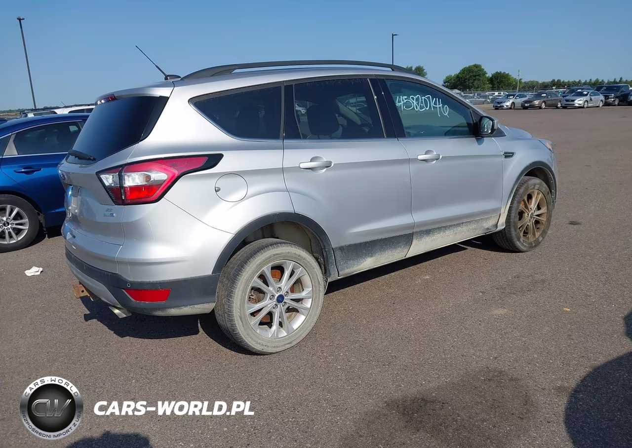 2017 Ford Escape Se VIN:1FMCU9G96HUF08323 - 4
