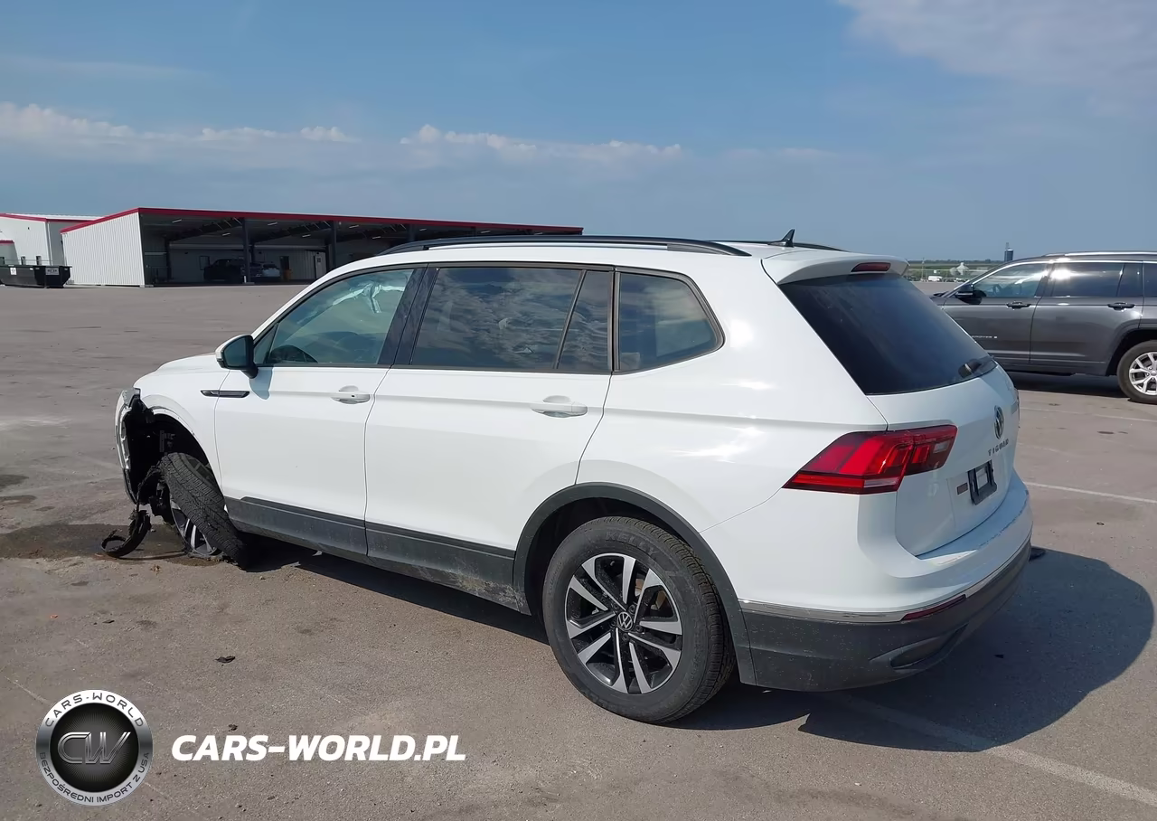 2023 Volkswagen Tiguan 2.0T S VIN:3VVRB7AX1PM040277 - 14