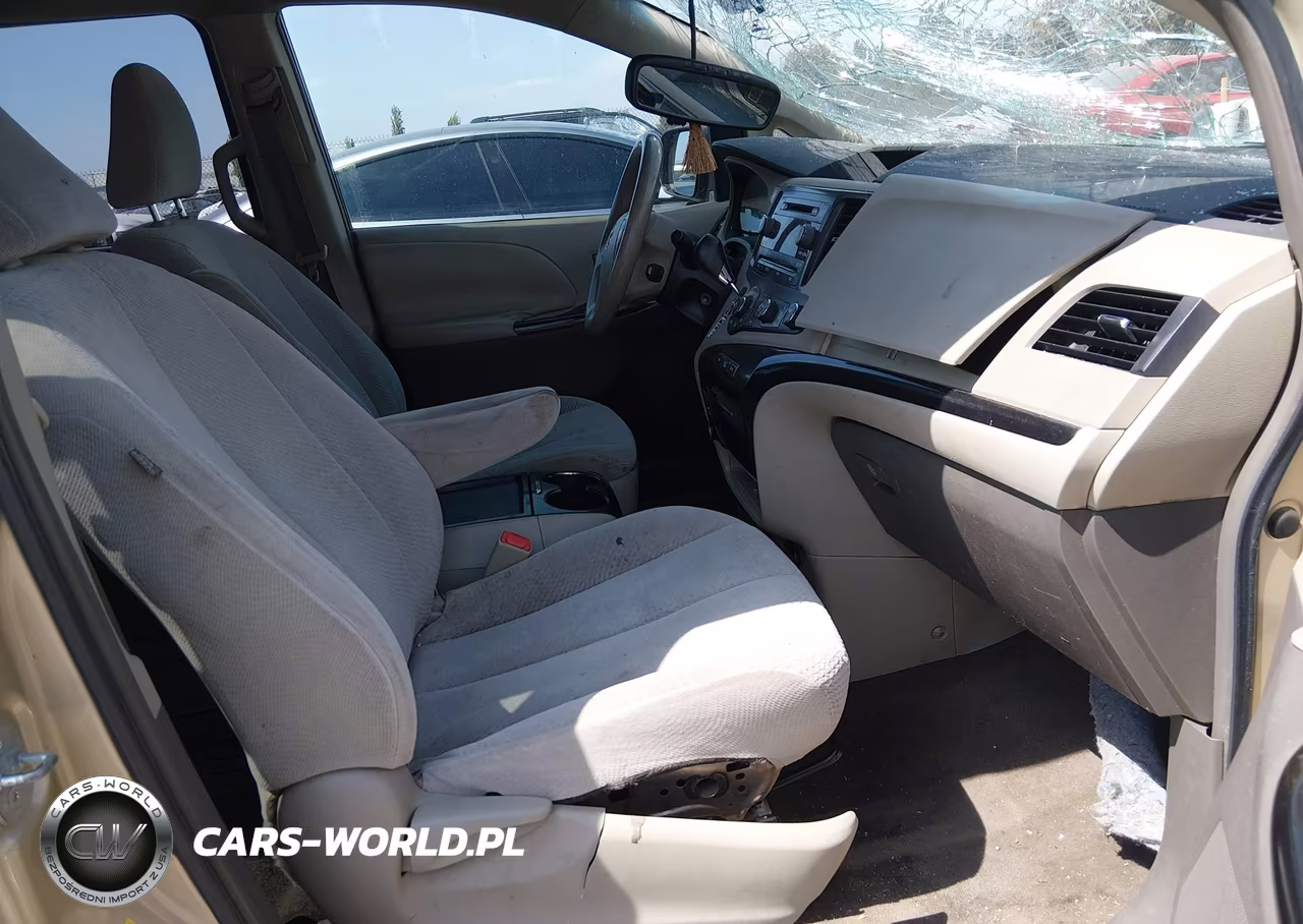 2011 Toyota Sienna Le V6 VIN:5TDKK3DC2BS124280 - 5