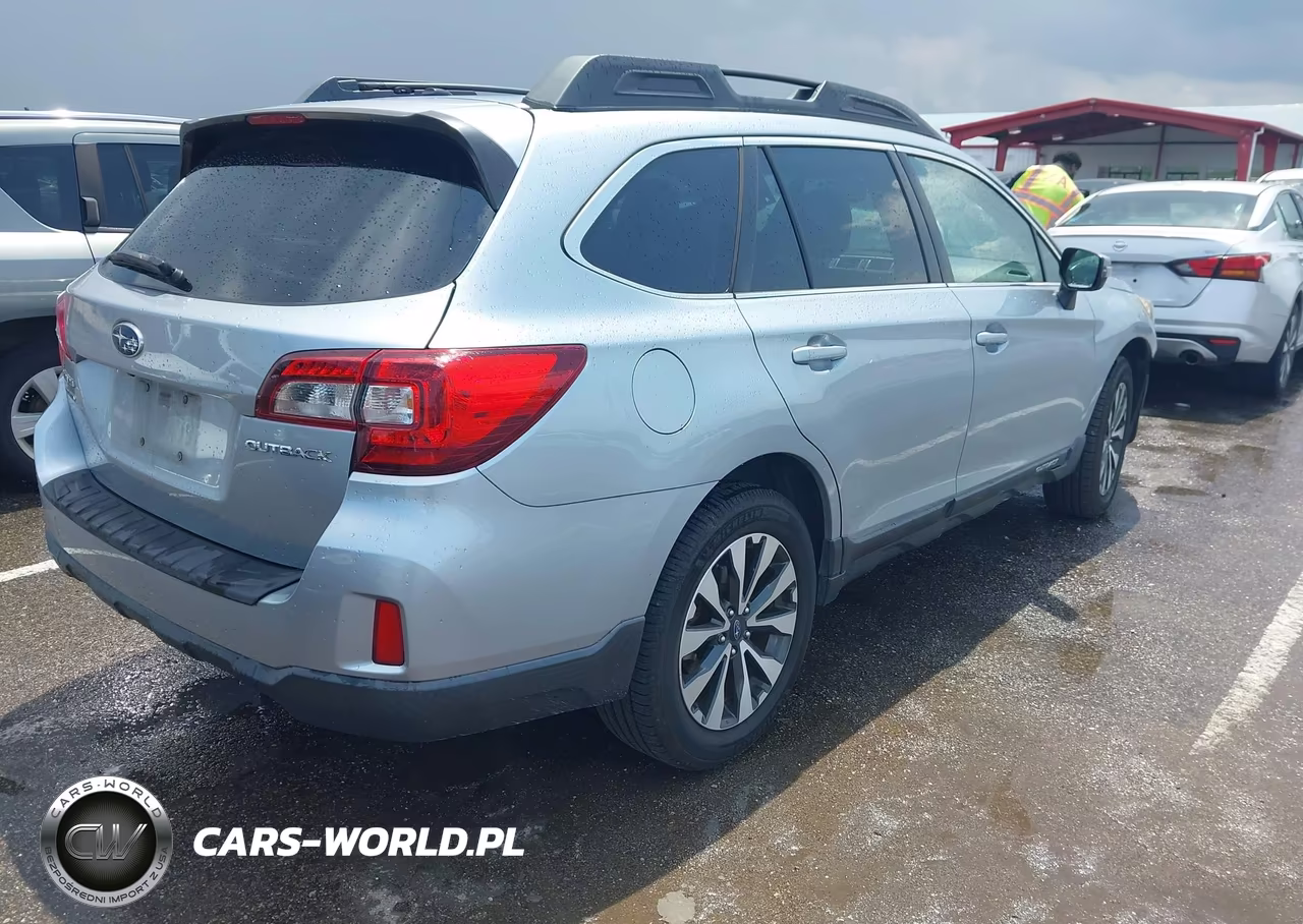 2015 Subaru Outback 2.5I Limited VIN:4S4BSBLCXF3214503 - 4