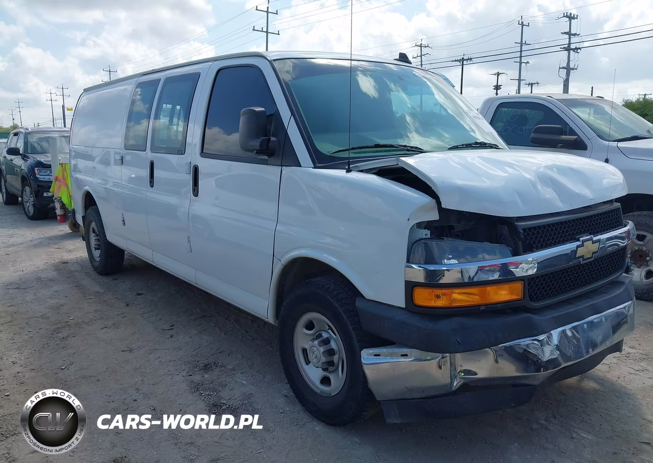 2020 Chevrolet 2500 Expre – zdjęcie 1 z 16