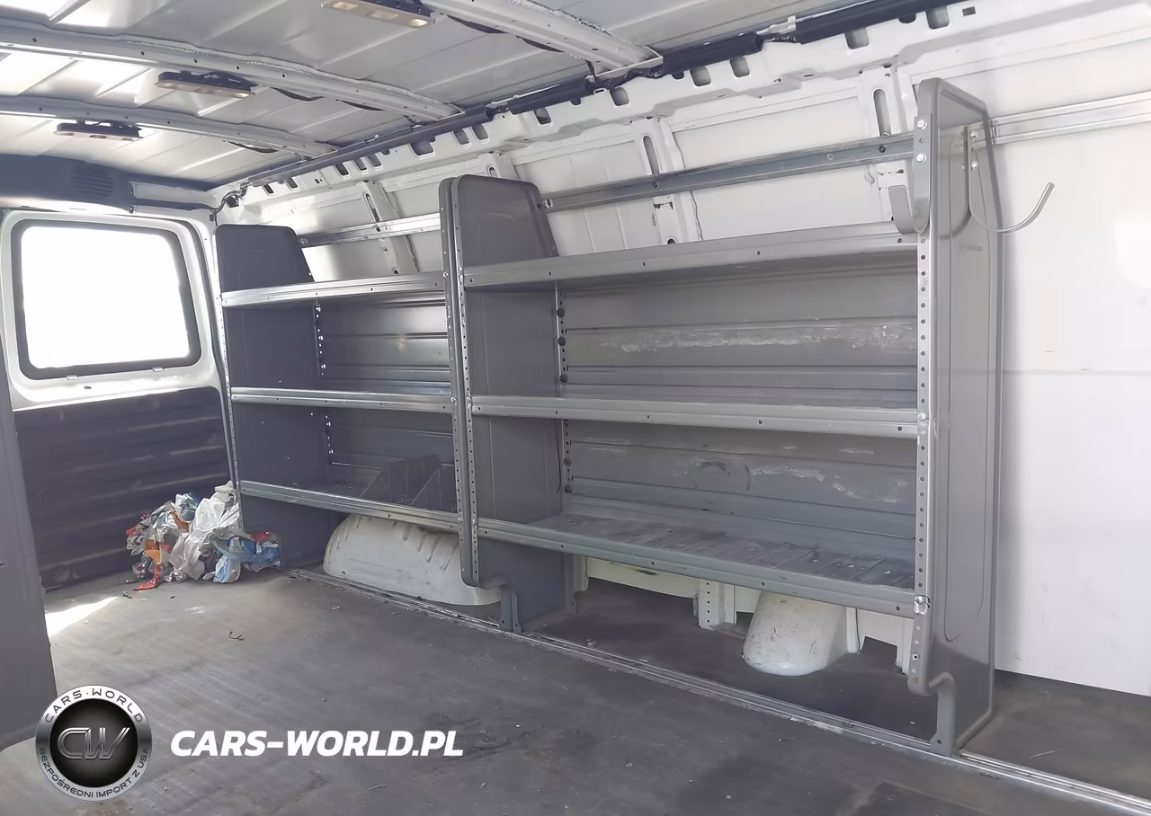 2020 Chevrolet 2500 Expre VIN:1GCWGBFG1L1206772 - 8