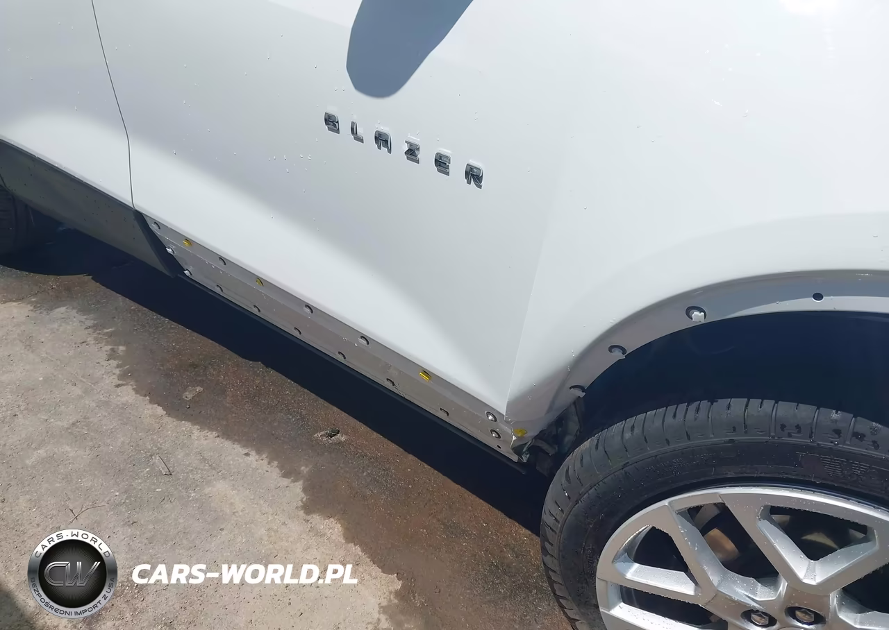 2025 Chevrolet Blazer Fwd 2Lt VIN:3GNKBCR42SS161334 - 17