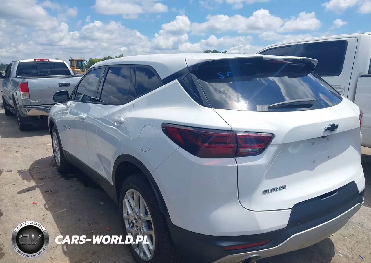 2025 Chevrolet Blazer Fwd 2Lt VIN:3GNKBCR42SS161334 - 3