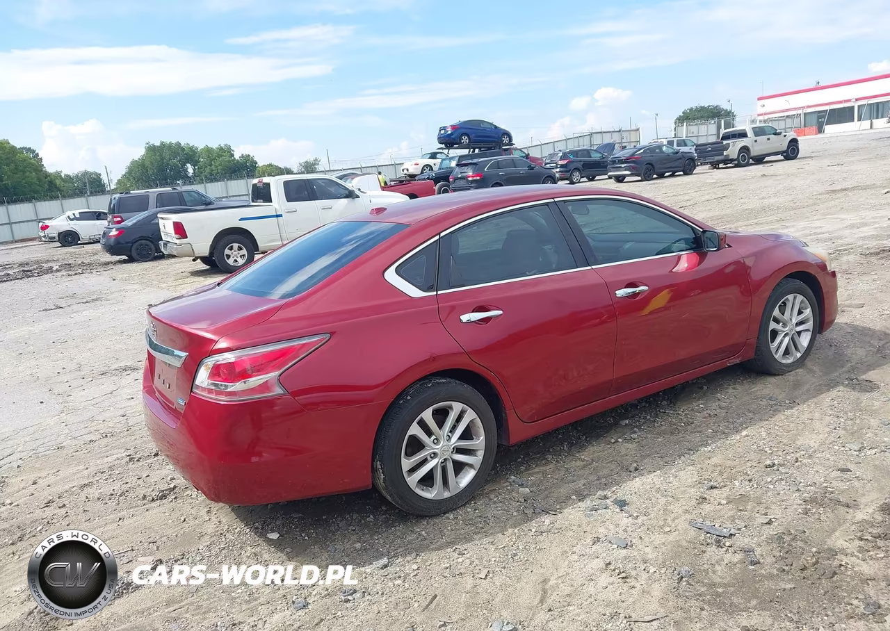 2014 Nissan Altima 2.5 S VIN:1N4AL3APXEC170323 - 4