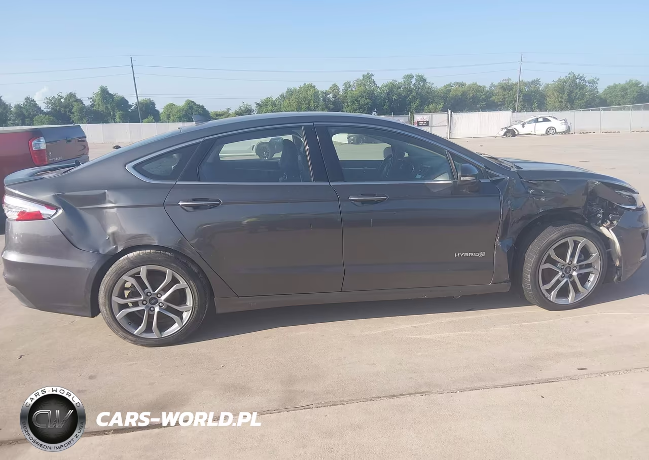 2019 Ford Fusion Hybrid Titanium VIN:3FA6P0RU2KR273199 - 6