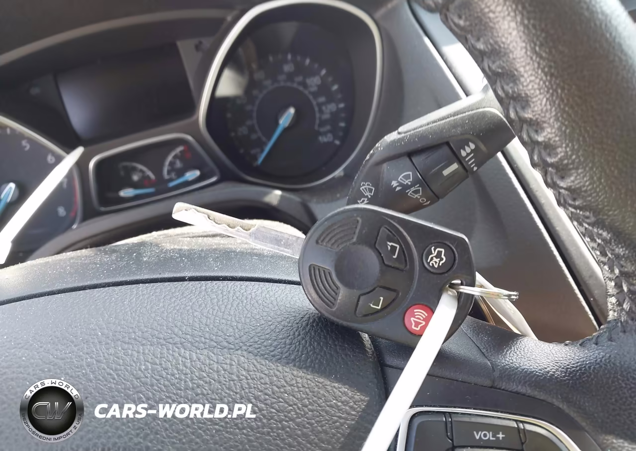2016 Ford Focus Se VIN:1FADP3F20GL356633 - 11
