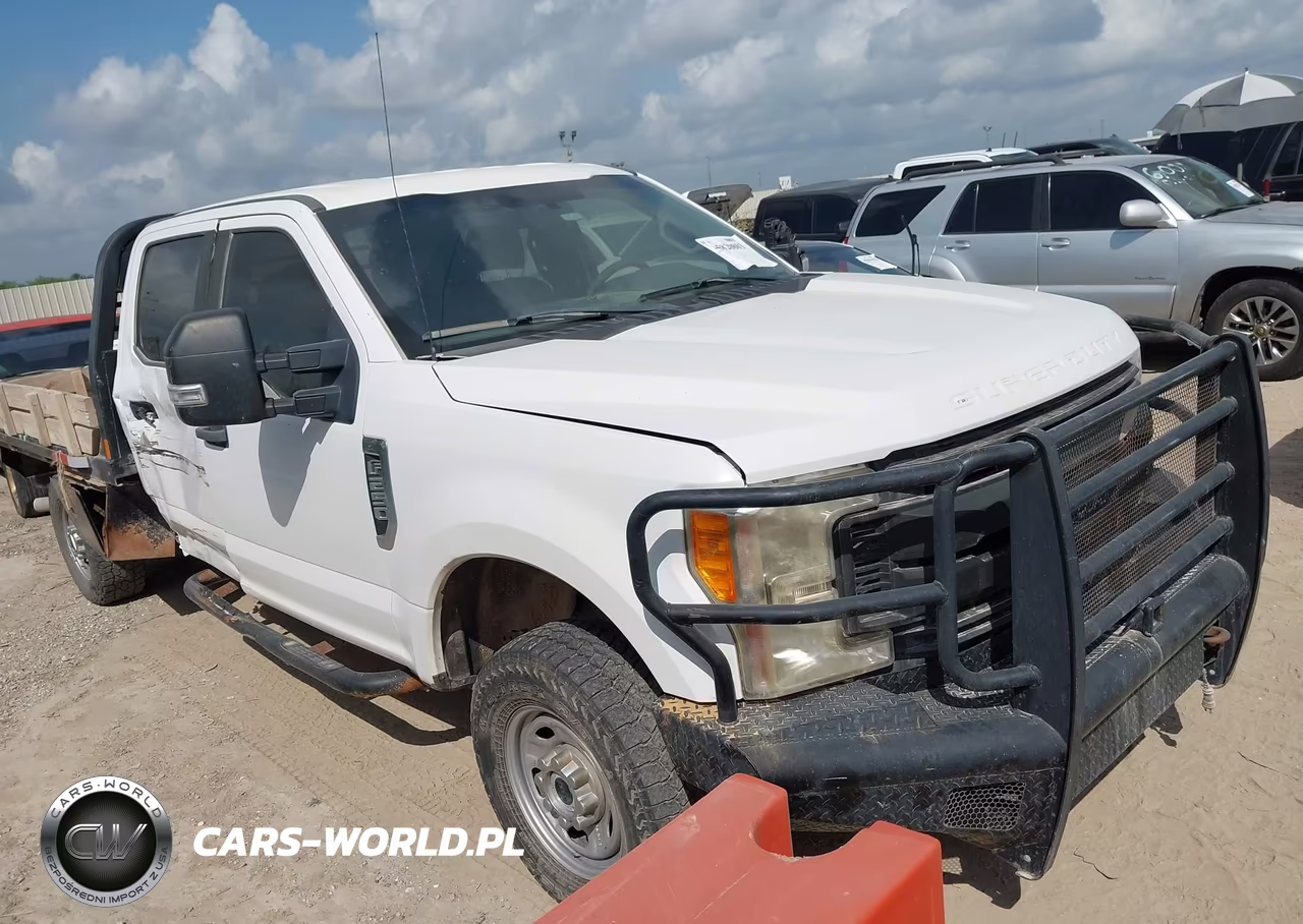 2017 Ford F-250 Xl – zdjęcie 1 z 21
