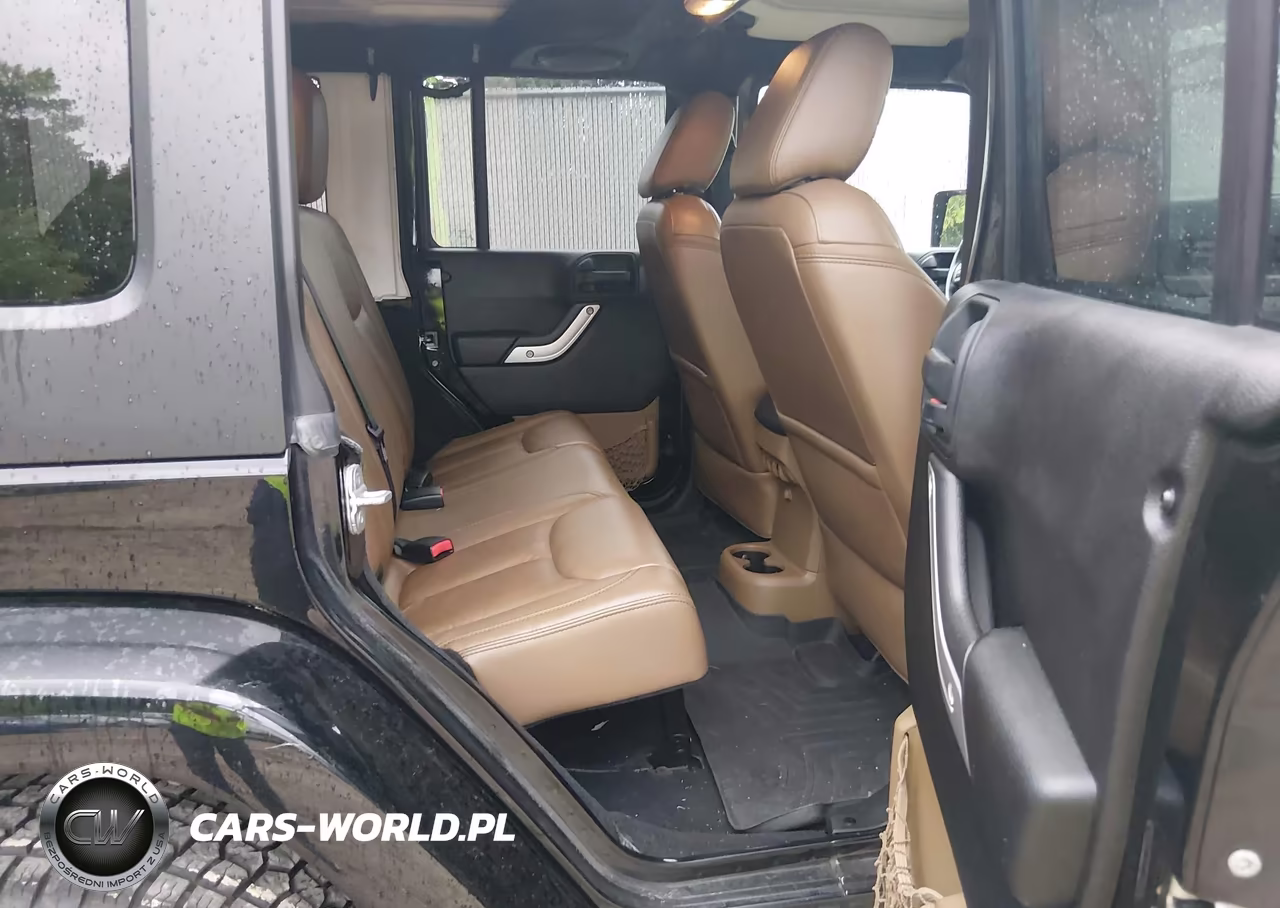 2013 Jeep Wrangler Unlimited Sahara VIN:1C4BJWEG5DL703791 - 8