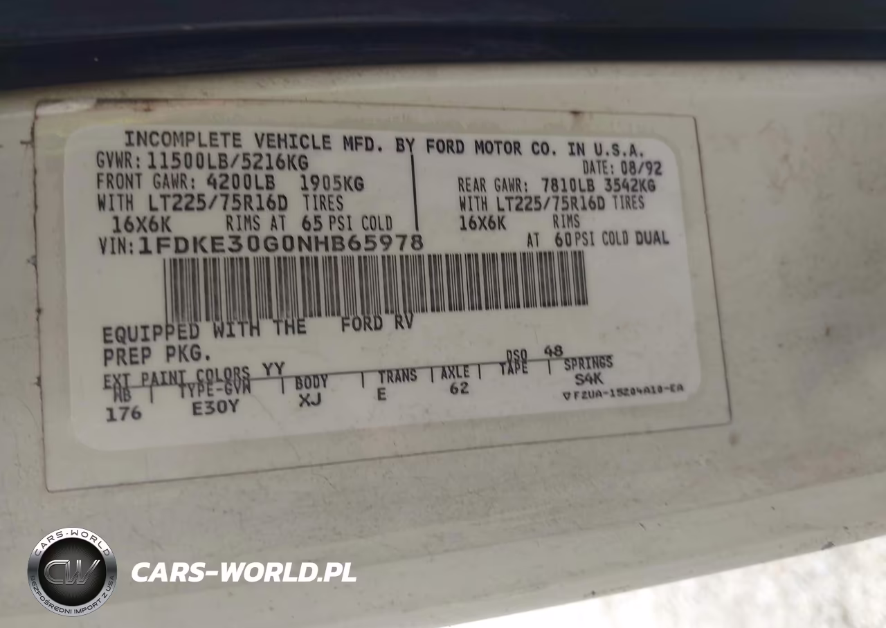 1992 Ford Econoline E350 Cutaway Van VIN:1FDKE30G0NHB65978 - 9