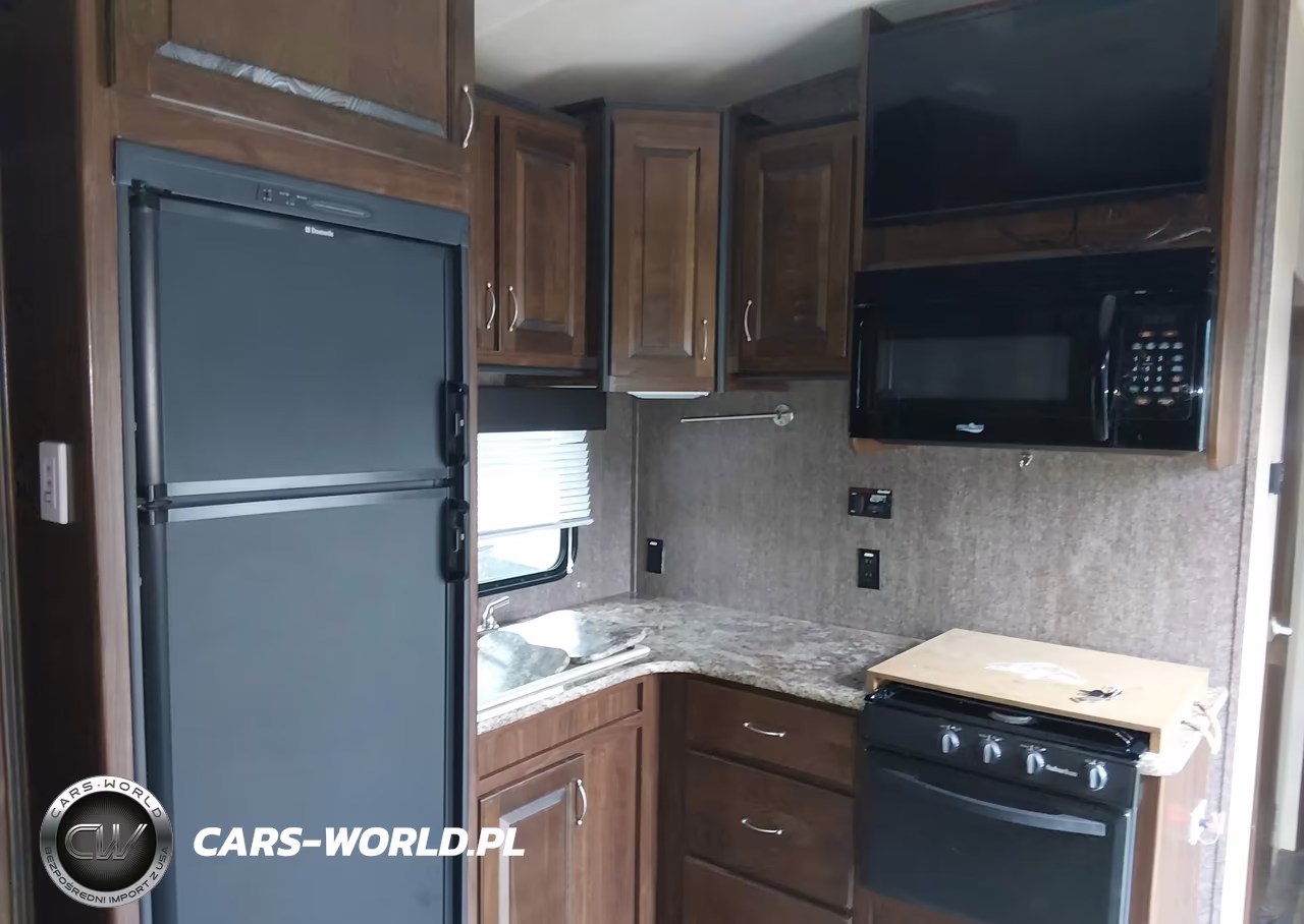 2017 Heartland Torque Extreme Light VIN:5SFCB3420HE322539 - 16