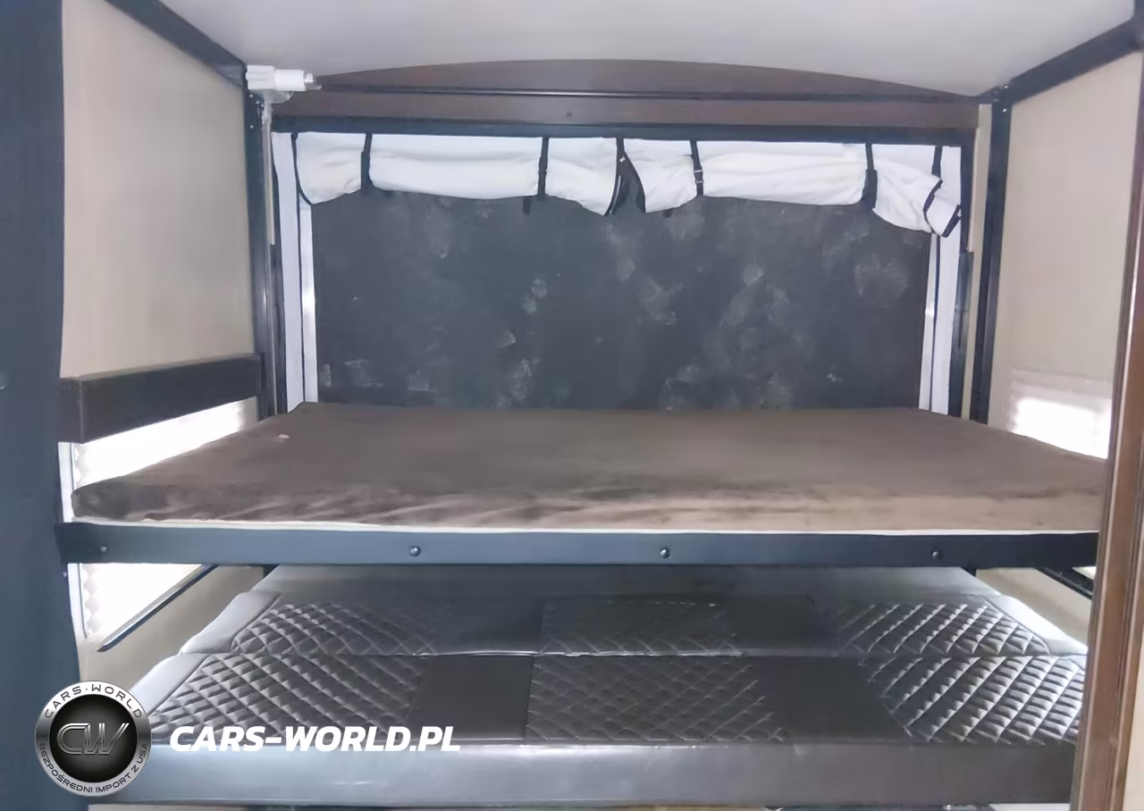 2017 Heartland Torque Extreme Light VIN:5SFCB3420HE322539 - 17