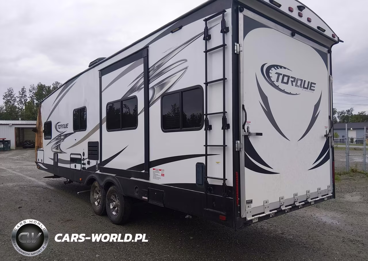 2017 Heartland Torque Extreme Light VIN:5SFCB3420HE322539 - 3