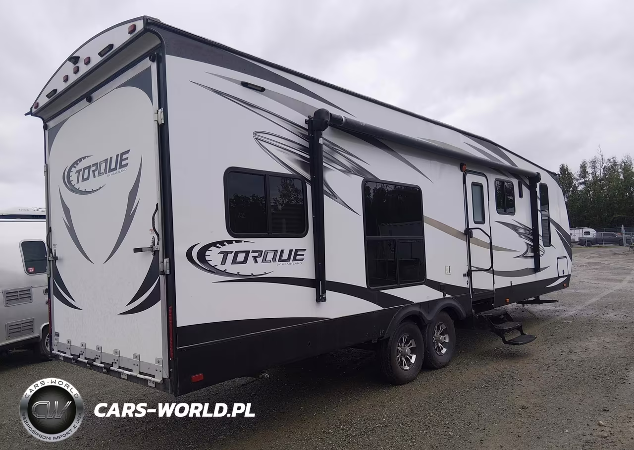 2017 Heartland Torque Extreme Light VIN:5SFCB3420HE322539 - 4