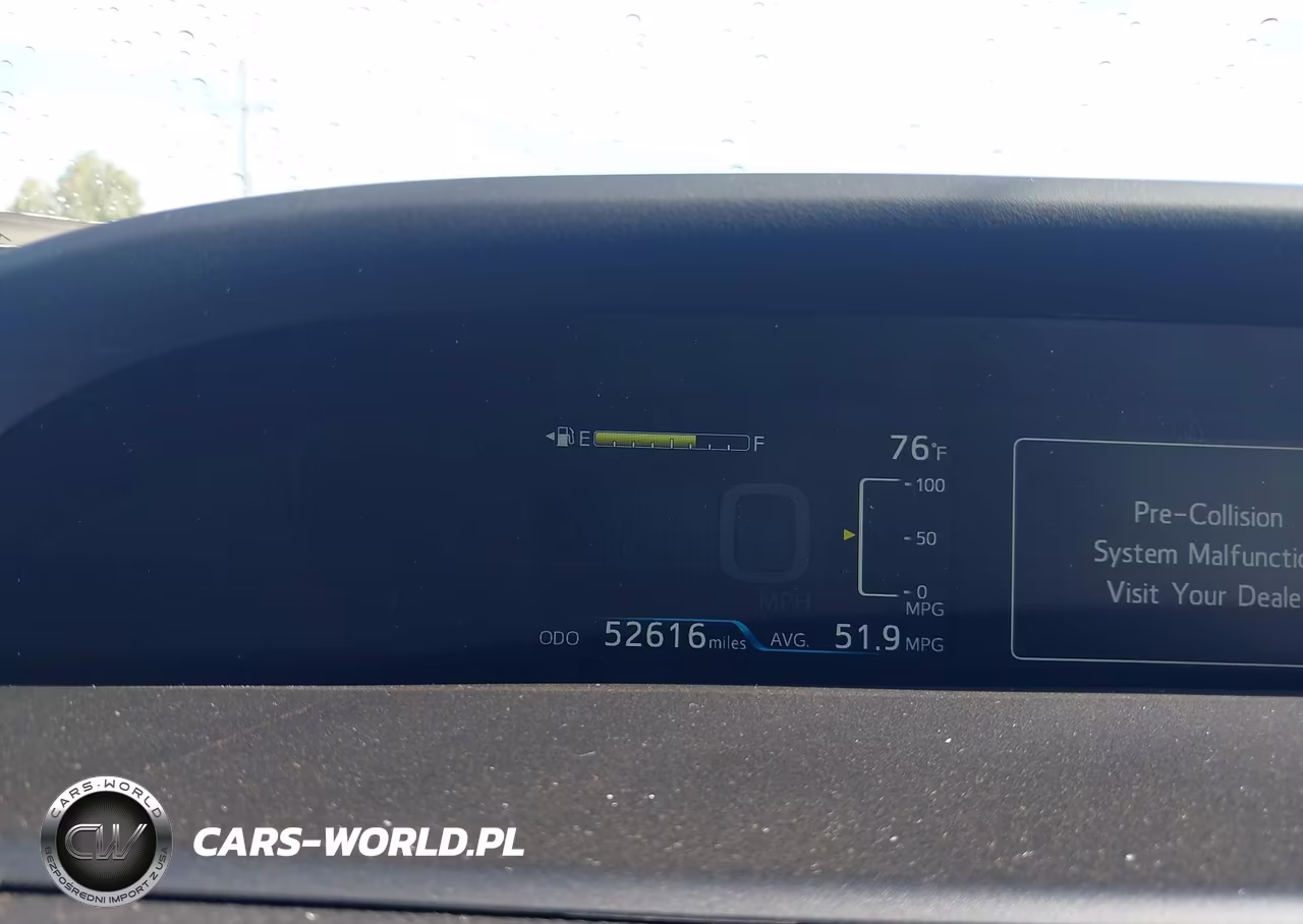 2017 Toyota Prius Four Touring VIN:JTDKARFU1H3530069 - 15