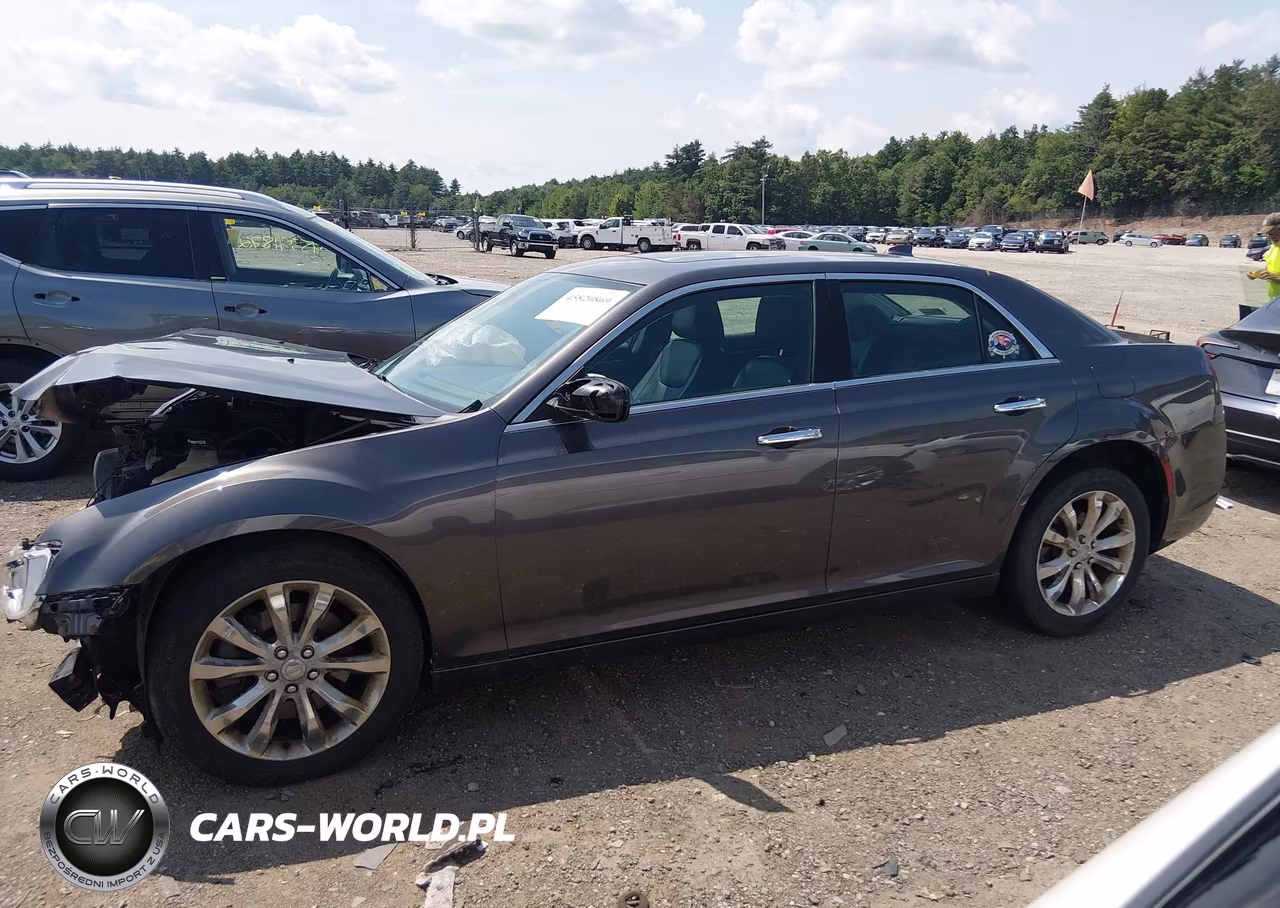 2015 Chrysler 300C Awd VIN:2C3CCAKG3FH749856 - 15