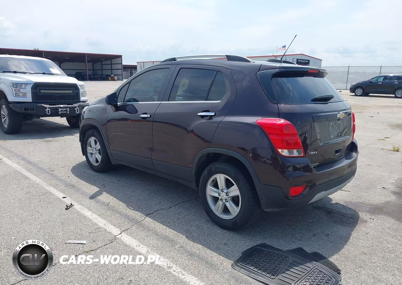 2020 Chevrolet Trax 1Lt VIN:KL7CJLSBXLB347853 - 3