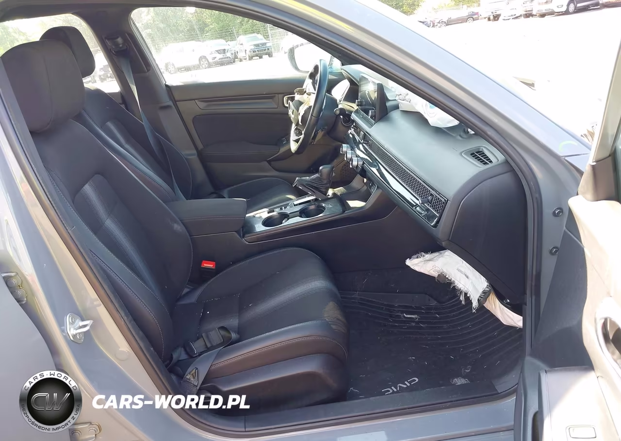 2025 Honda Civic Sport VIN:2HGFE2F58SH584061 - 5