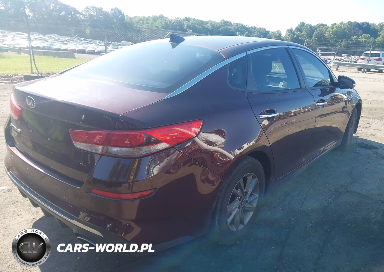 2019 Kia Optima Lx VIN:5XXGT4L34KG338263 - 4
