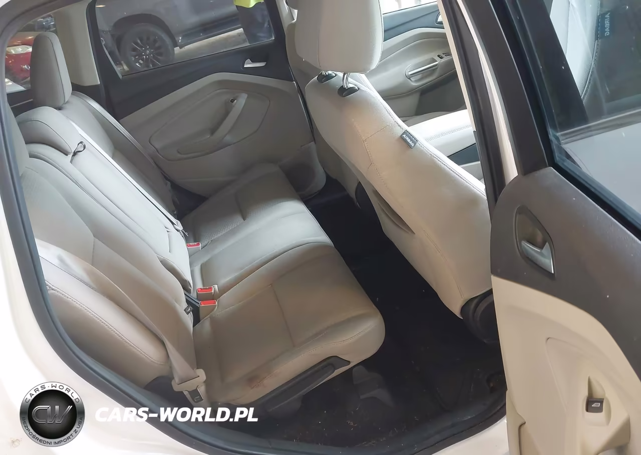 2017 Ford Escape Se VIN:1FMCU9GD8HUE34570 - 8