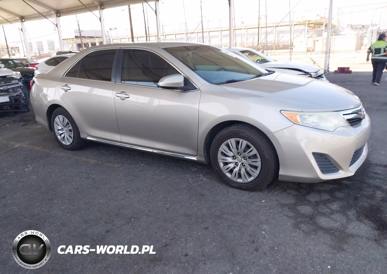 2013 Toyota Camry Le VIN:4T4BF1FK5DR290256 - 13