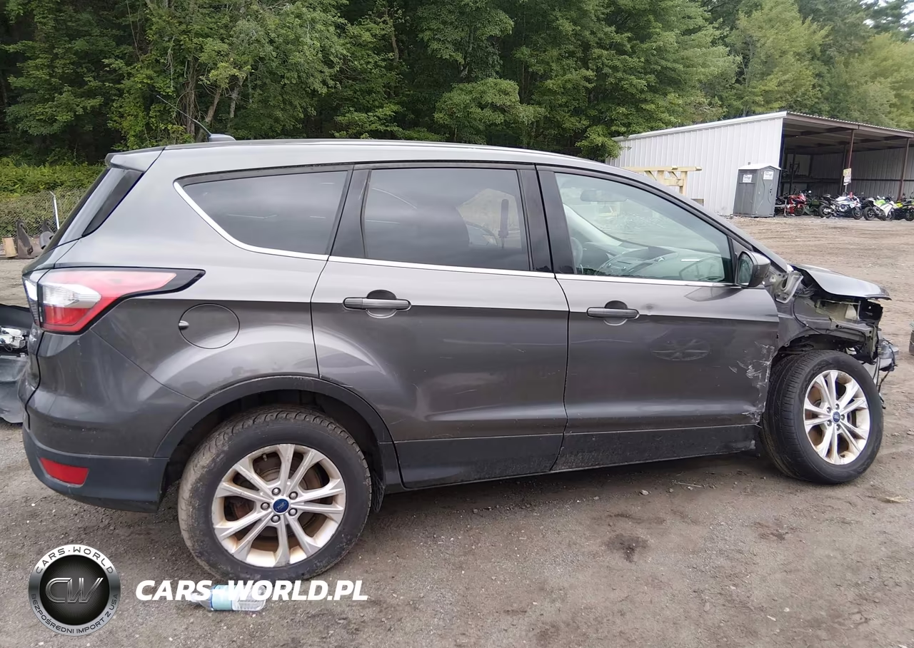 2017 Ford Escape Se VIN:1FMCU9GD4HUC27724 - 14