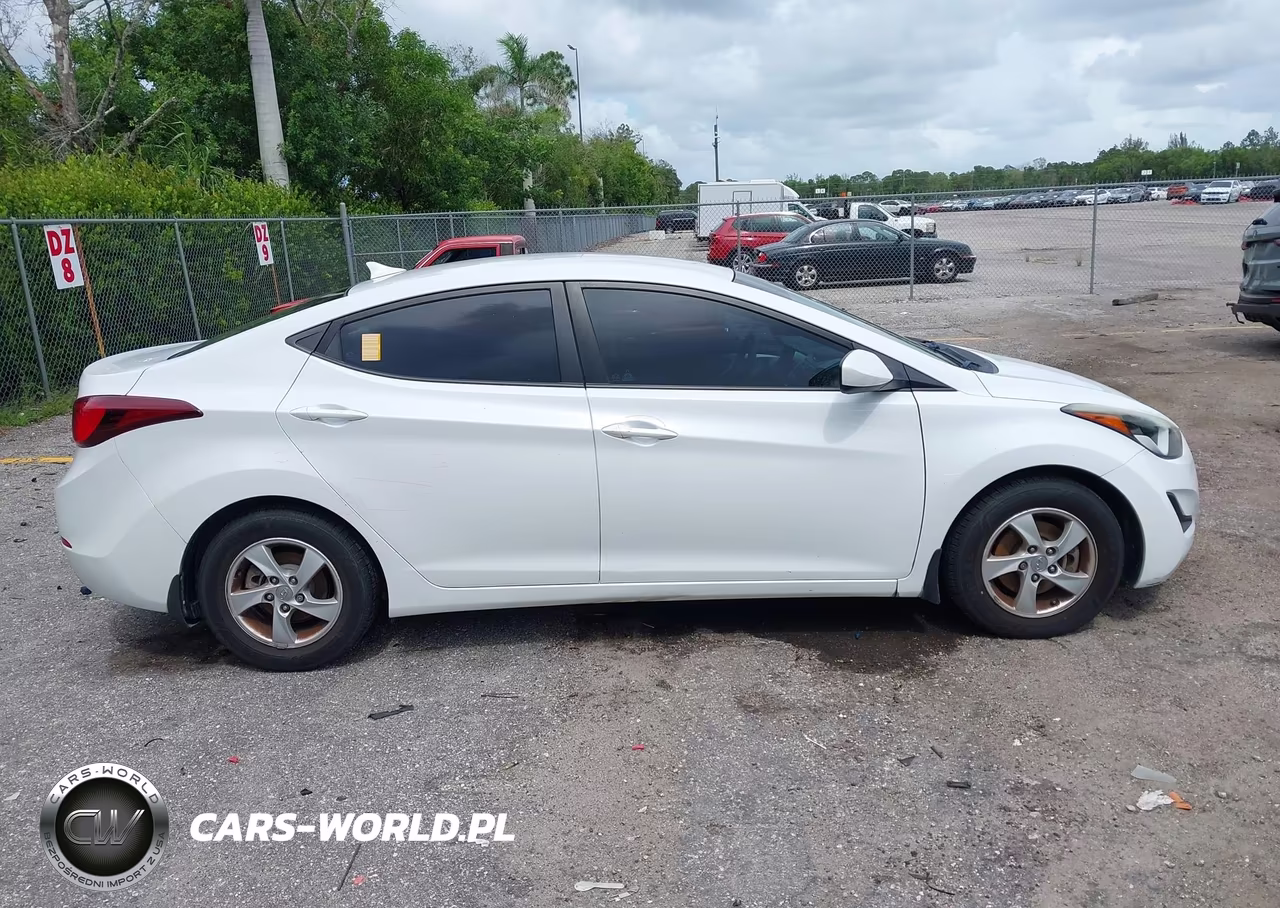 2015 Hyundai Elantra Se VIN:5NPDH4AE1FH616720 - 13
