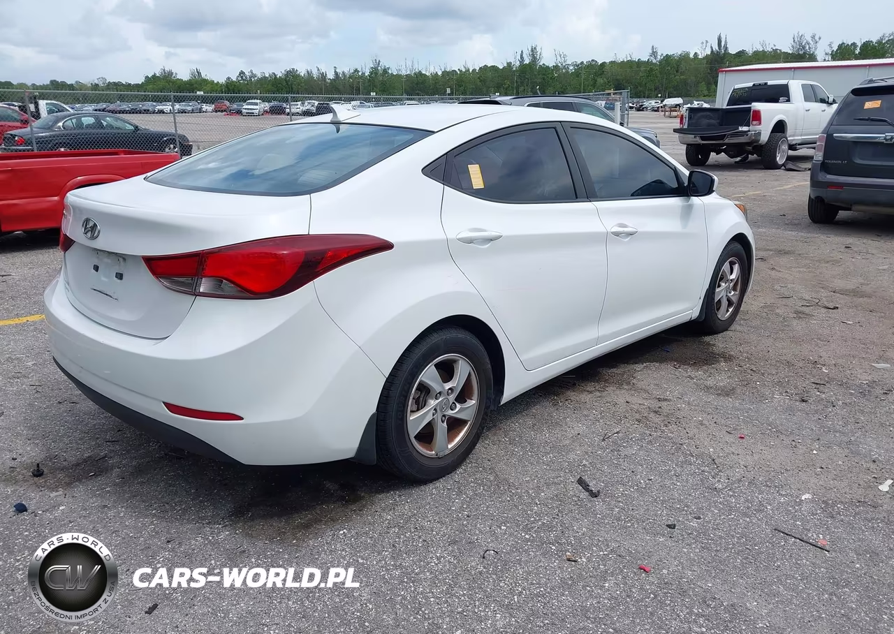 2015 Hyundai Elantra Se VIN:5NPDH4AE1FH616720 - 4