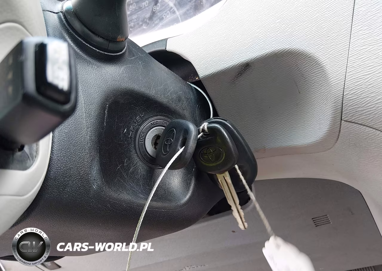 2014 Toyota Sienna Le V6 8 Passenger VIN:5TDKK3DCXES472378 - 11