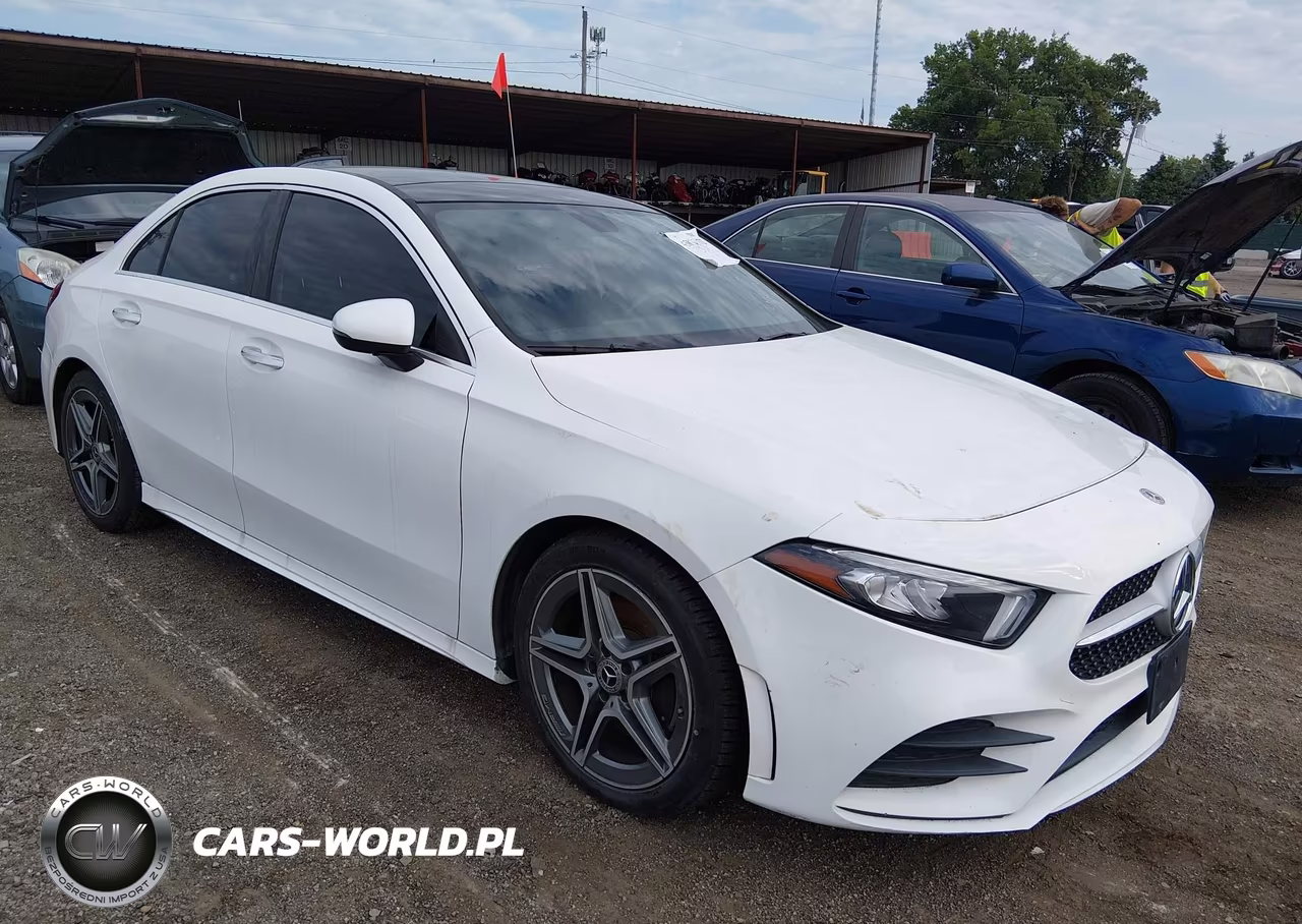 2019 Mercedes-Benz A 220