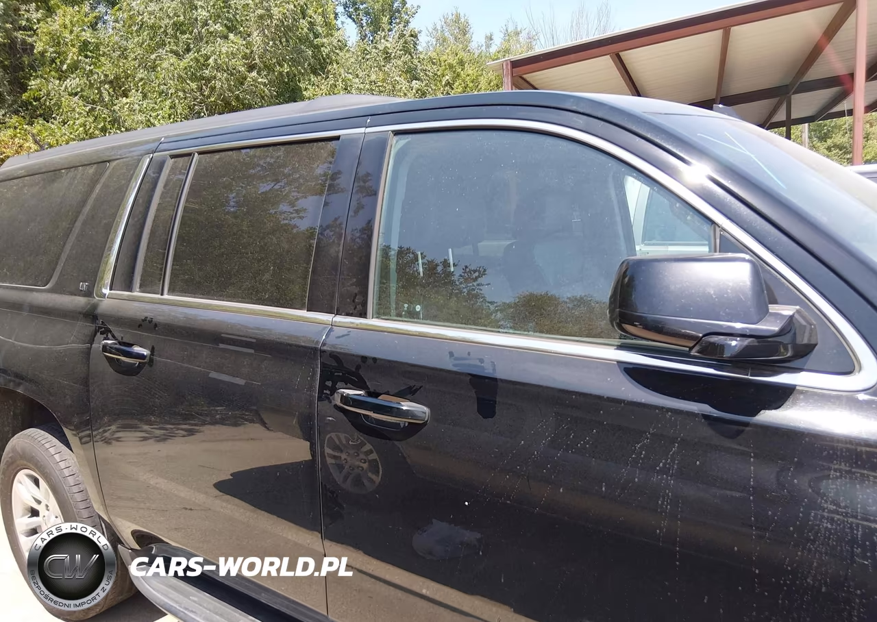 2020 Chevrolet Suburban 4Wd Lt VIN:1GNSKHKC7LR260833 - 13