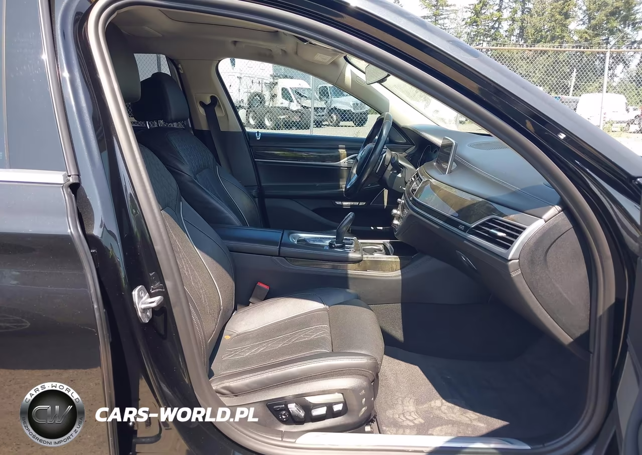 2018 BMW Alpina B7 xDrive VIN:WBA7F2C51JG424633 - 5