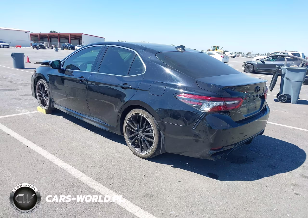 2021 Toyota Camry Xse VIN:4T1K61AKXMU480197 - 3