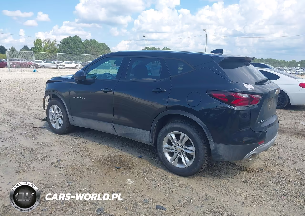 2021 Chevrolet Blazer Fwd 2Lt VIN:3GNKBCRS2MS584612 - 3
