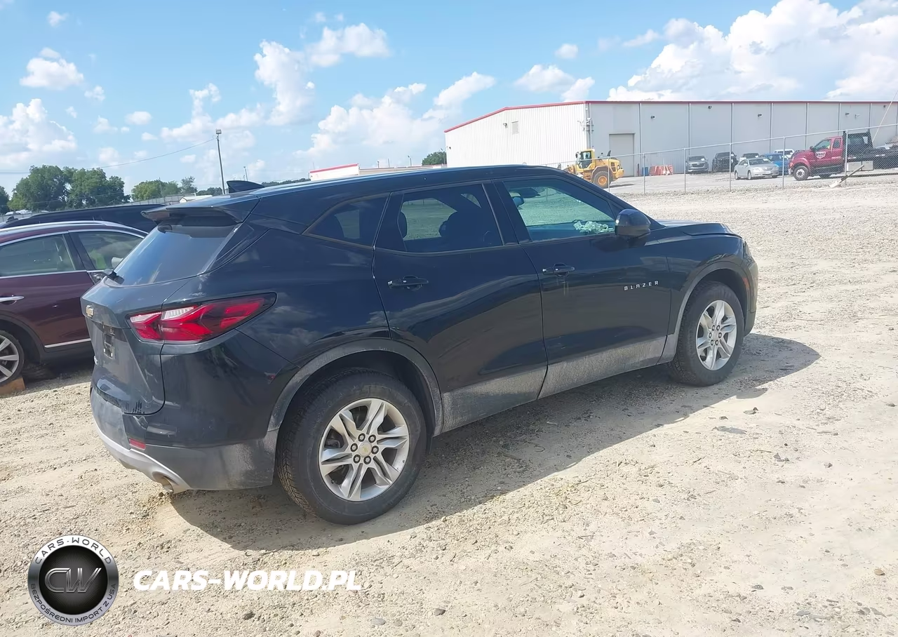 2021 Chevrolet Blazer Fwd 2Lt VIN:3GNKBCRS2MS584612 - 4
