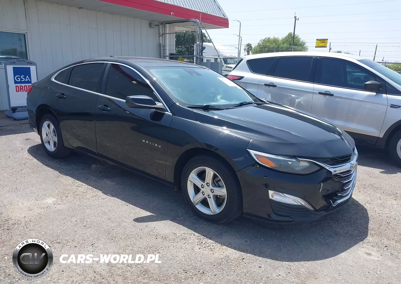 2022 Chevrolet Malibu Fwd 1Fl – zdjęcie 1 z 17