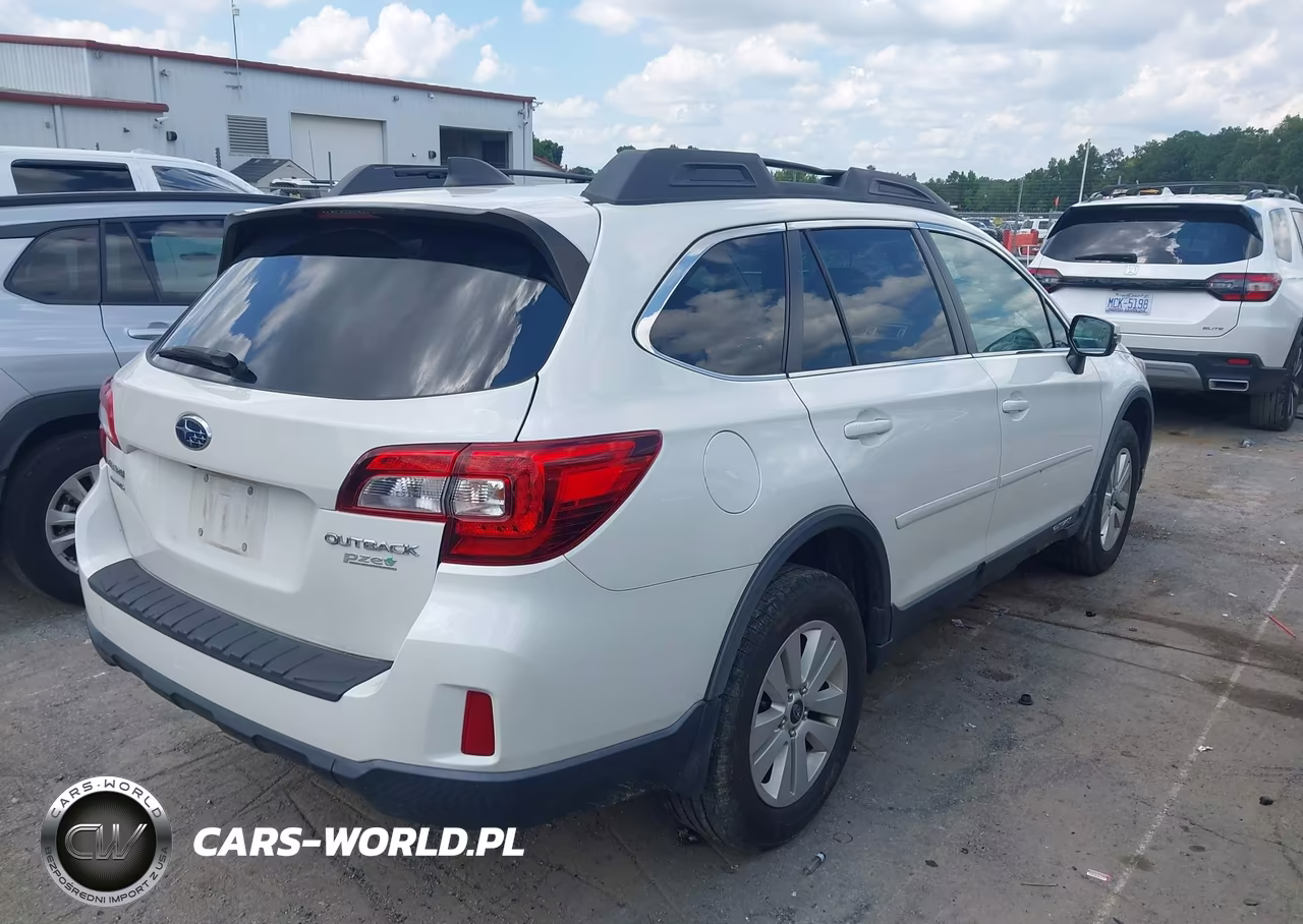 2017 Subaru Outback 2.5I Premium VIN:4S4BSAFC0H3326249 - 4