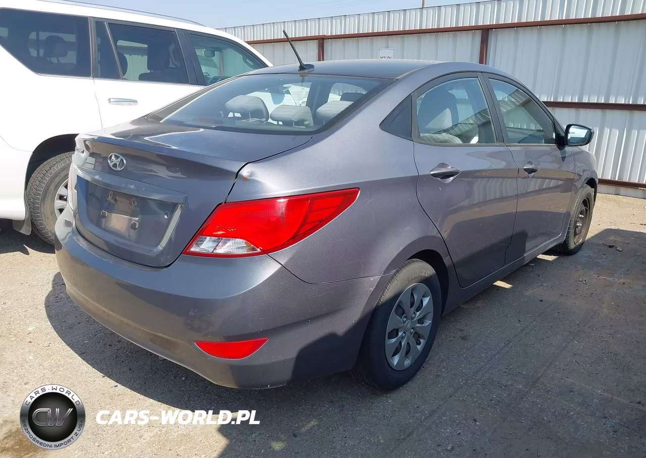 2016 Hyundai Accent Se VIN:KMHCT4AE3GU124333 - 4